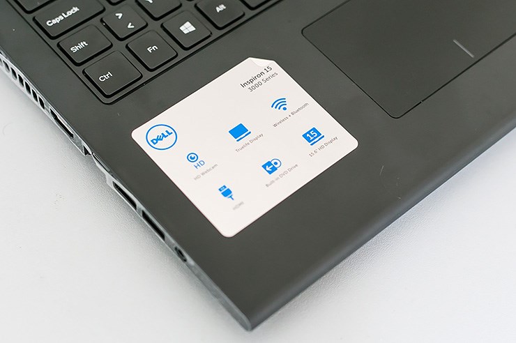 Dell Inspiron 15 3000 (1).jpg